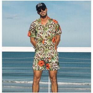 Duvin Leo Floral Animal Print Button Down Short Sleeve Shirt Large